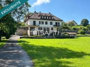 Maison petit immeuble découpée en plusieurs appartements...