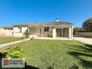 Maison plain pied 5 pièces 114 m2, deux garages et jardin