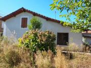 Maison plain pied de 109 m2 à rénover, avec garage et jardin