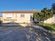 Maison PLAIN PIED, de 3 chambres avec multiples parkings...