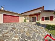 MAISON PROVENÇALE AVEC PISCINE PROCHE DE BRIVE