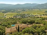 Maison provençale de prestige avec piscine et...