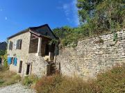 Maison quercynoise avec jardinet Proche de Caylus 50m²...