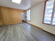 Maison de ville à 15 minutes de CHESSY en centre ville...