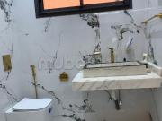 Maison R2 avec local commercial et sous sol wifak