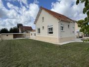 Maison refaite à neuf 4 chambres VAUX LE PENIL 77000