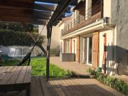 Maison rénovée avec terrain