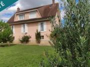 Maison rénovée avec terrain à Cézy Maison rénovée avec terrain à Cézy