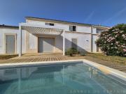 Maison restaurée exposée SUD avec piscine