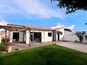 Maison Sainte Soulle 3/4 pièce s et vaste garage