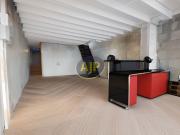 Maison sur trois niveaux aux Chartrons