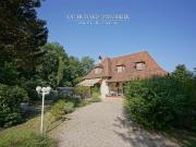 Maison sur un parc de 5368m2, piscine 170m² Bergerac