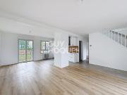 Maison totalement refaite à neuf avec des matériaux...