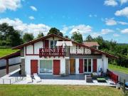 Maison traditionnelle vue Rhune de 138 m² 138m² Larressore