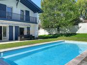 Maison Urrugne avec piscine et grand garage en sous sol