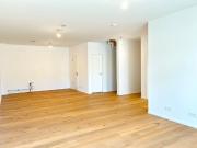 Maisonette mit 4 Zimmern, 3 Bädern, Balkon und Terrasse...