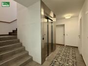 Maisonette mit Flair: 4 Zimmer Wohnung mit Balkon &... Maisonette mit Flair: 4 Zimmer Wohnung mit Balkon &...