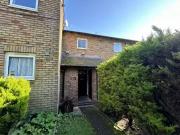 Maisonette to rent in Bridgemead, Frimley GU16