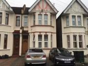 Maisonette to rent in Broughton Road, Thornton Heath CR7
