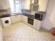 Maisonette to rent in Green Lane, Ilford IG3