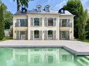 MAISONS LAFFITTE Maison familiale d'exception avec...