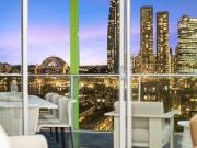 Majestic Living with Panoramas from Harbour Bridge to...