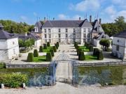 Majestueux Château du XVIIe IMH 22 chambres douves...
