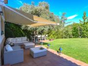 Majestuosa villa con un gran jardín y piscina privada en...