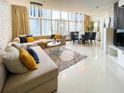 Makati City, 2 Bedroom Condo for Sale in One Central... Makati City, 2 Bedroom Condo for Sale in One Central...