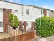 Maldive Road, Basingstoke RG24, 3 bed property to rent,...