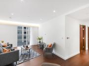 Malthouse Road, London SW11, 2 bed flat to rent, £3,250...