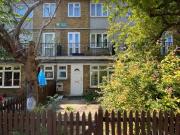 Manchester Road, London E14, 1 bed flat to rent, £1,600...