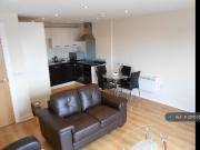 Manchester Street, Manchester, M16 2 bed flat to rent...