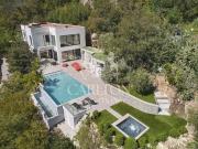 Mandelieu Superbe villa contemporaine avec vue mer 303m²...