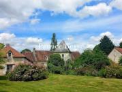 Maison avec piscine et jardin