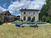 Manoir élégant avec piscine, dépendances et terrain de...