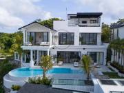 Manoir sur plan avec vue imprenable à Uluwatu, Bali