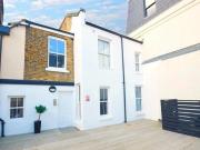Manor Place, Sutton, 3 Bedroom Apartment