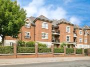 Manor Road, Chigwell, 2 Bedroom Flat