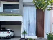 Mansão Cinematográfica Mobiliada Park Ibiti Royal...