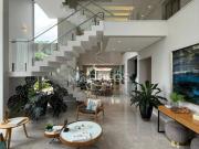 Mansão com três pavimentos, elevador, 7 suítes à venda,...