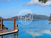 Mansão de Alto Padrão à Venda no Condomínio Ponta das...