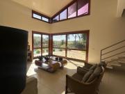 Mansão Espetacular à Venda no Condomínio Chamonix 2 –...