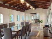 Casa com 8 dormitórios à venda, 800 m² por R$...