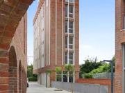 Maple Path, London, Leisure Facility To