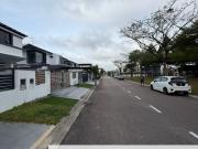 Maple Red, Adda Heights