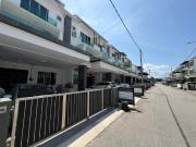Maple Residence 3 Storey Terrace House Gated Guarded...
