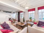 Mapleton Crescent, London, SW18 1 bed apartment to rent...