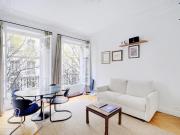 MARAIS RUE VIEILLE DU TEMPLE