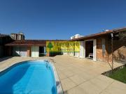 Maravilhosa Casa à Venda na Martim de Sá 4 Quartos, 2...